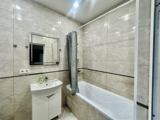 Продам однокомнатную (1-комн.) квартиру, Крымской весны ул, 9ак1, Мирное с