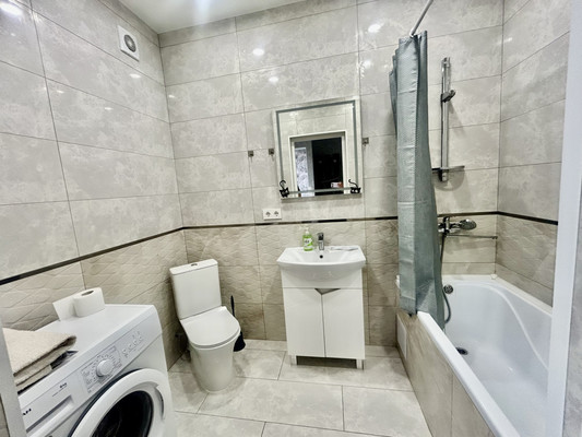 Продам однокомнатную (1-комн.) квартиру, Крымской весны ул, 9ак1, Мирное с