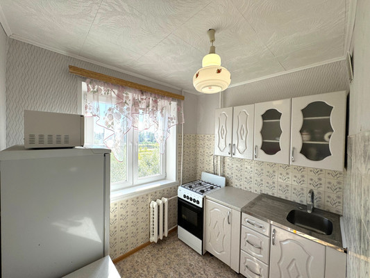 Продам двухкомнатную (2-комн.) квартиру, Фридриха Энгельса ул, 28, Рошаль г