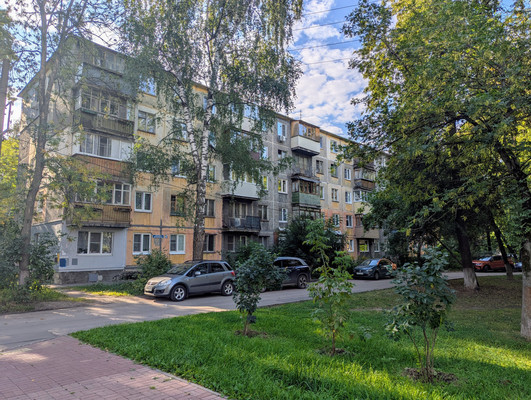 Продам трехкомнатную (3-комн.) квартиру, Ленина пр-кт, 48в, Нижний Новгород г