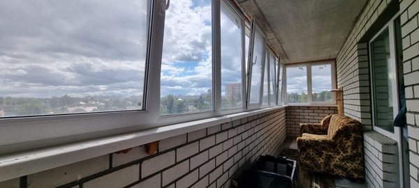 Продам трехкомнатную (3-комн.) квартиру, Медведева ул, 65к3, Брянск г