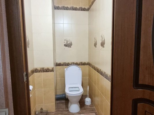 Продам трехкомнатную (3-комн.) квартиру, Медведева ул, 65к3, Брянск г