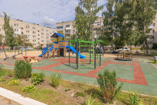 Продам трехкомнатную (3-комн.) квартиру, Богдана Хмельницкого ул, 41, Брянск г