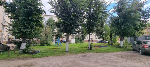 Продам двухкомнатную (2-комн.) квартиру, Куйбышева ул, 7, Брянск г