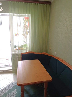 Продам двухкомнатную (2-комн.) квартиру, Машиностроительная ул, 120, Калининград г