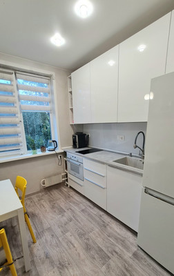 Продам двухкомнатную (2-комн.) квартиру, Мусы Джалиля ул, 13, Москва г