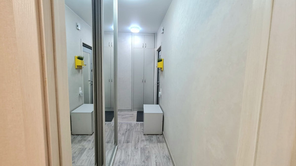 Продам двухкомнатную (2-комн.) квартиру, Мусы Джалиля ул, 13, Москва г