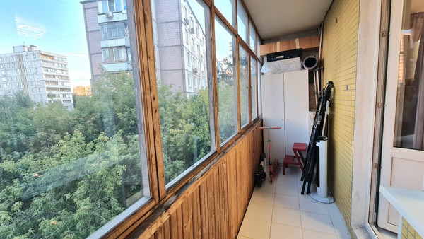 Продам двухкомнатную (2-комн.) квартиру, Мусы Джалиля ул, 13, Москва г