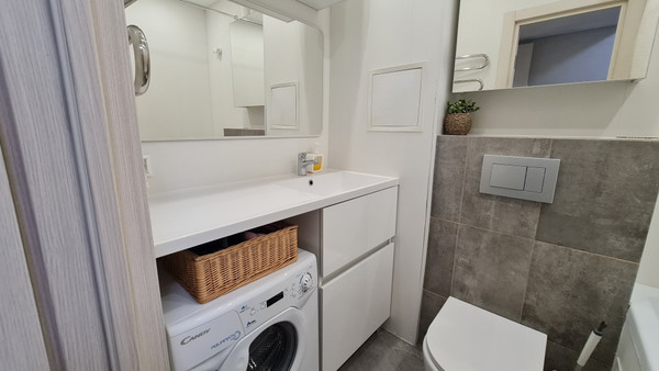 Продам двухкомнатную (2-комн.) квартиру, Мусы Джалиля ул, 13, Москва г