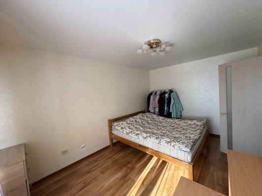 Продам однокомнатную (1-комн.) квартиру, 2-я Юго-Западная ул, 35, Казань г