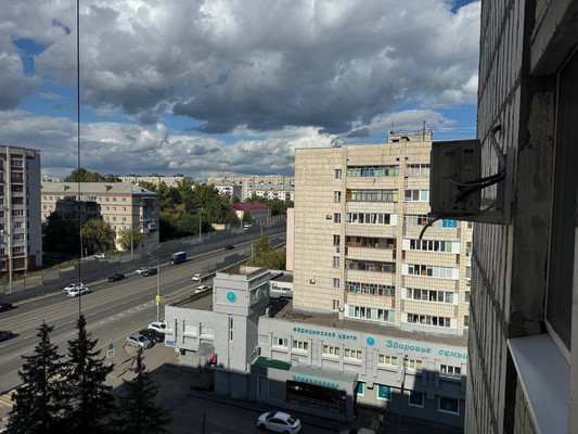 Продам однокомнатную (1-комн.) квартиру, 2-я Юго-Западная ул, 35, Казань г