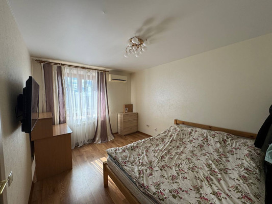 Продам однокомнатную (1-комн.) квартиру, 2-я Юго-Западная ул, 35, Казань г