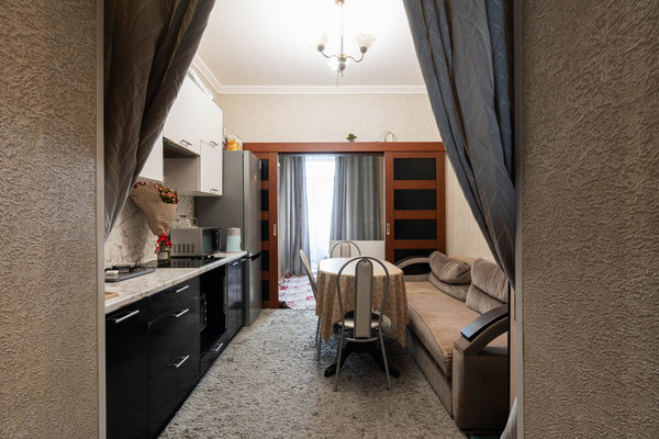 Продам комнату в 20-комн. квартире, Огородный пер, 3, Санкт-Петербург г