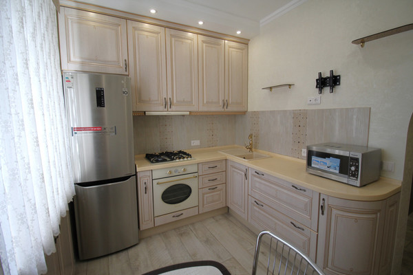 Продам двухкомнатную (2-комн.) квартиру, Максима Горького ул, 74, Пермь г