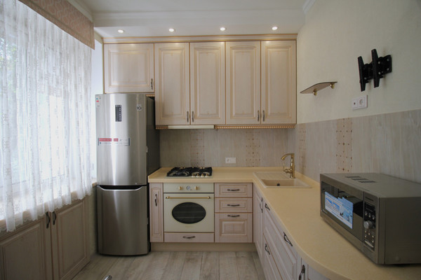 Продам двухкомнатную (2-комн.) квартиру, Максима Горького ул, 74, Пермь г