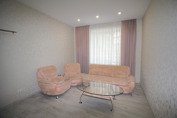 Продам двухкомнатную (2-комн.) квартиру, Максима Горького ул, 74, Пермь г