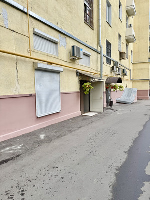 Сдам торговое помещение 70 м2, Ленинский пр-кт, 61/1, Москва г