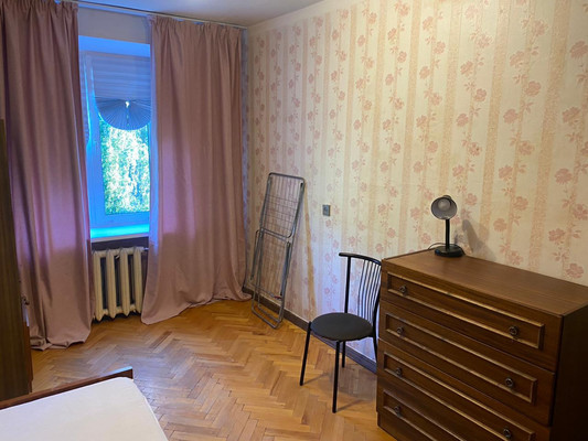 Сдам трехкомнатную (3-комн.) квартиру, Школьная ул, 4А, Санкт-Петербург г