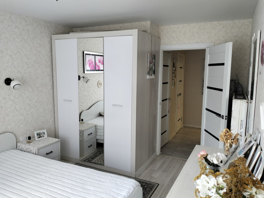 Продам двухкомнатную (2-комн.) квартиру, Шумелева ул, 26, Руэм п