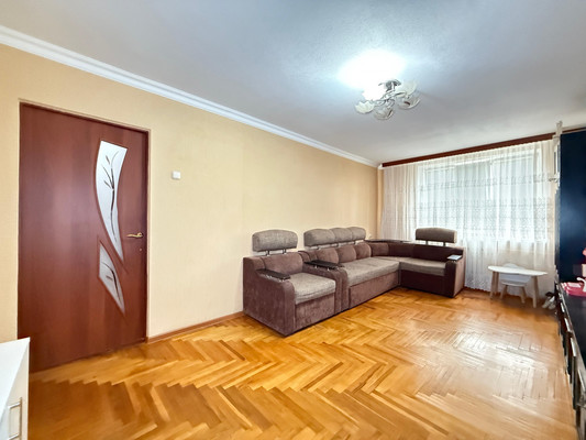 Продам двухкомнатную (2-комн.) квартиру, Неделина ул, 7, Нальчик г
