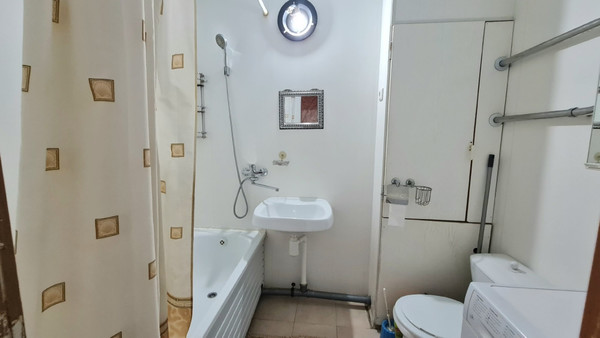 Продам однокомнатную (1-комн.) квартиру, Полярная ул, 9к2, Москва г