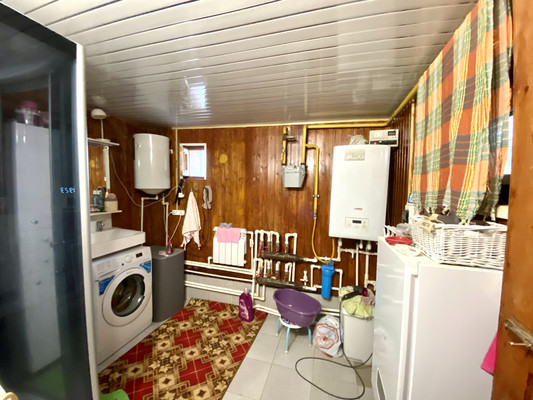 Продам дом, Орджоникидзе ул, 5, Ханты-Мансийск г, 0 км от города