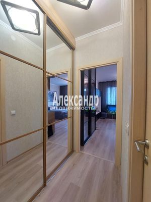Продам однокомнатную (1-комн.) квартиру, Ясная ул, 4, Янино-1 гп