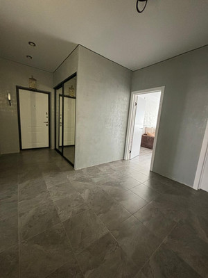 Продам трехкомнатную (3-комн.) квартиру, им. Адмирала Крузенштерна ул, 5к2, Краснодар г