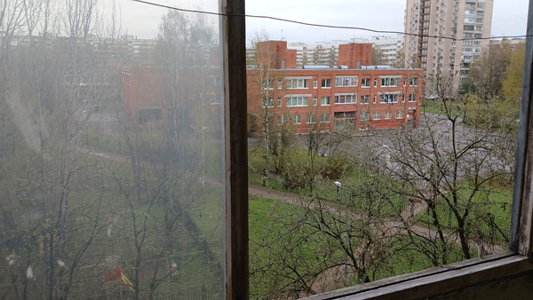 Продам трехкомнатную (3-комн.) квартиру, Поэтический б-р, 11Ак2, Санкт-Петербург г