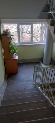 Продам трехкомнатную (3-комн.) квартиру, Поэтический б-р, 11Ак2, Санкт-Петербург г