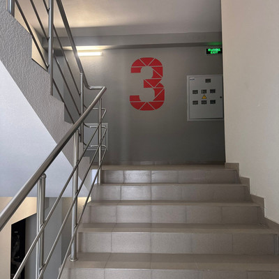 Продам однокомнатную (1-комн.) квартиру, Щедрая ул, 1, Мирное с