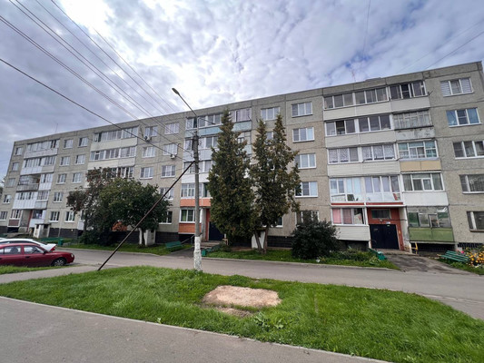 Продам однокомнатную (1-комн.) квартиру, Шоссейная ул, 6, Шугарово с