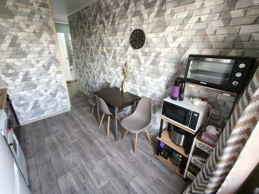 Продам двухкомнатную (2-комн.) квартиру, 1 мкр, 31, Кропоткин г