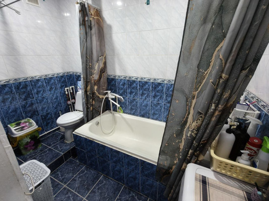 Продам двухкомнатную (2-комн.) квартиру, 1 мкр, 31, Кропоткин г