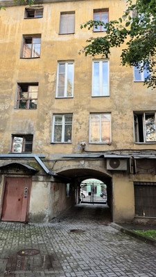 Продам комнату в 4-комн. квартире, Разъезжая ул, 44, Санкт-Петербург г