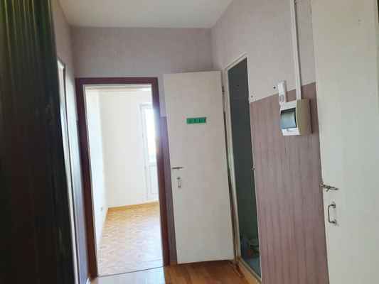 Продам однокомнатную (1-комн.) квартиру, Доватора ул, 10кБ, Липецк г