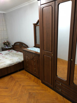 Продам двухкомнатную (2-комн.) квартиру, А.А.Кадырова ул, 11, Нальчик г