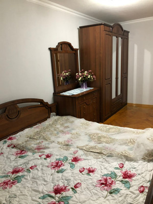 Продам двухкомнатную (2-комн.) квартиру, А.А.Кадырова ул, 11, Нальчик г