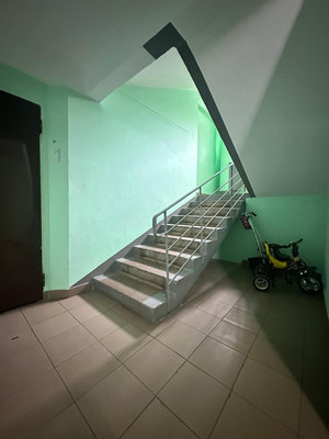 Продам двухкомнатную (2-комн.) квартиру, Новоясеневский пр-кт, 32к3, Москва г