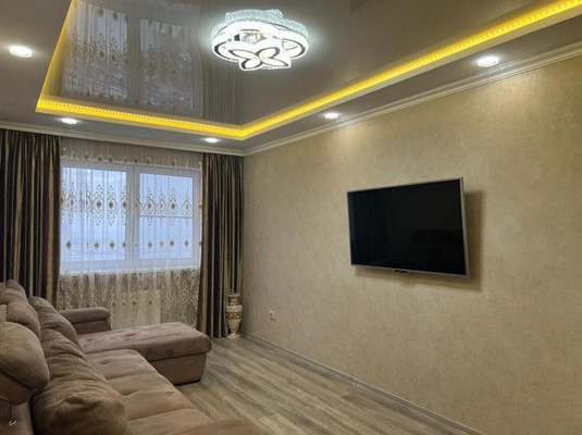 Продам двухкомнатную (2-комн.) квартиру, Командорская ул, 3к2, Краснодар г
