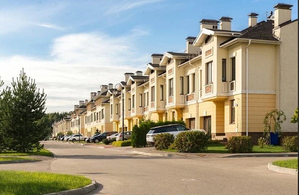 Продам двухкомнатную (2-комн.) квартиру, Павловский б-р, 8, Новинки д