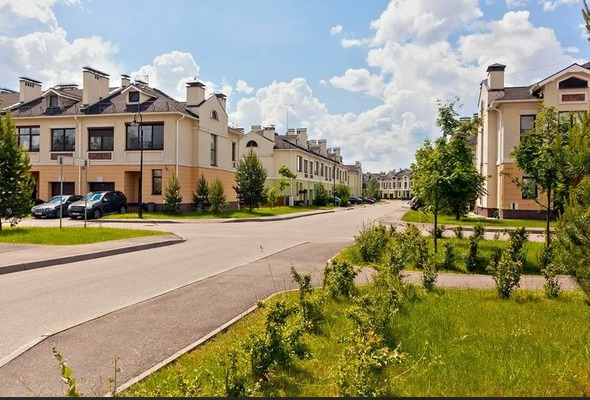 Продам двухкомнатную (2-комн.) квартиру, Павловский б-р, 8, Новинки д