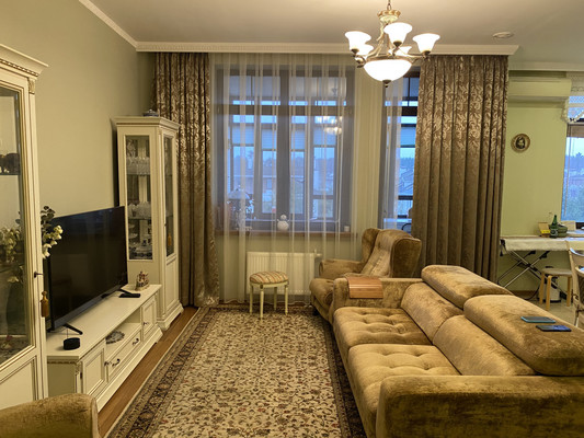 Продам двухкомнатную (2-комн.) квартиру, Павловский б-р, 8, Новинки д