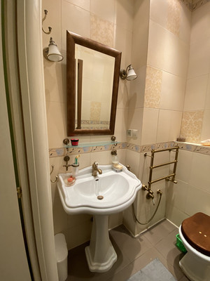 Продам двухкомнатную (2-комн.) квартиру, Павловский б-р, 8, Новинки д