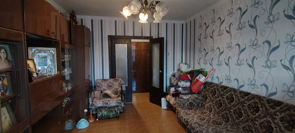 Продам трехкомнатную (3-комн.) квартиру, Рощинская (Климовск мкр.) ул, 23, Подольск г
