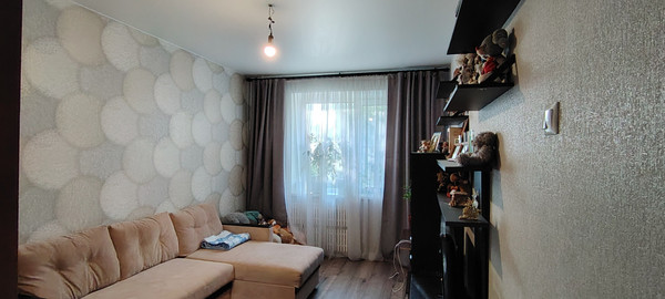 Продам трехкомнатную (3-комн.) квартиру, Рощинская (Климовск мкр.) ул, 23, Подольск г