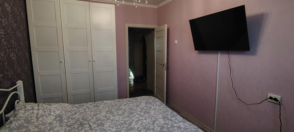 Продам трехкомнатную (3-комн.) квартиру, Рощинская (Климовск мкр.) ул, 23, Подольск г