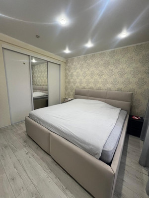 Продам трехкомнатную (3-комн.) квартиру, Красная ул, 39, Кропоткин г