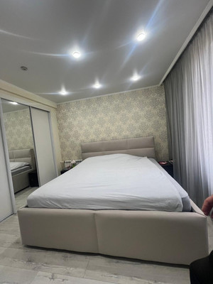 Продам трехкомнатную (3-комн.) квартиру, Красная ул, 39, Кропоткин г