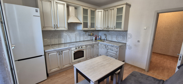 Продам двухкомнатную (2-комн.) квартиру, Победы пр-кт, 17/1, Люберцы г